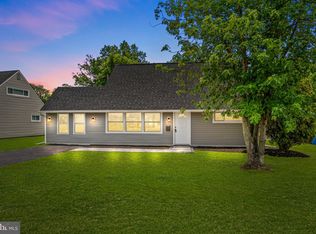 36 Violet Rd, Levittown, PA 19057