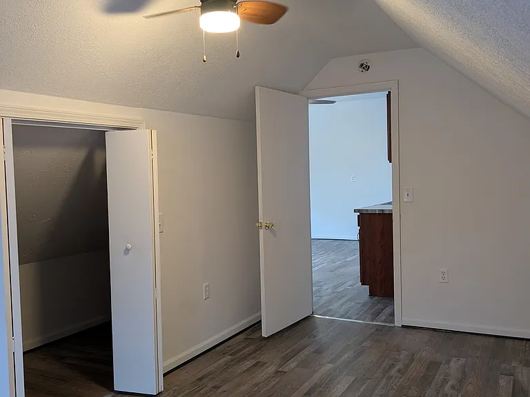 1022 Pearl St #3 — Photo 10