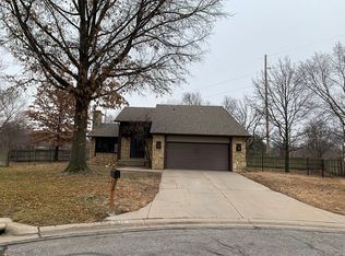 1420 N Caddy Ct, Wichita, KS 67212
