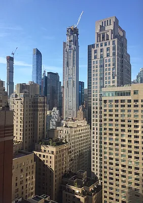 Rented by Anita Loewy, Inc | media 11