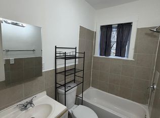 561 Court St #1A, Elizabethport, NJ 07206