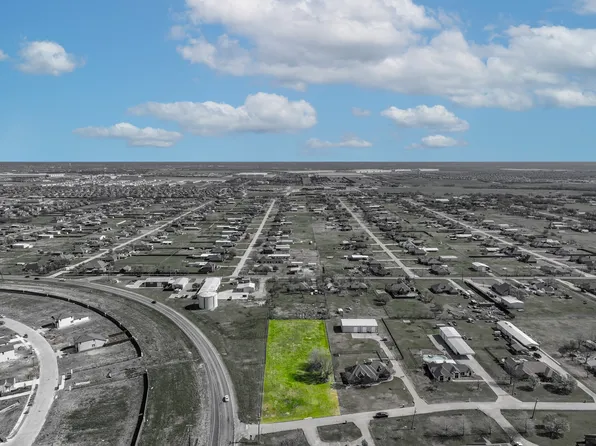 12011 Golden Meadow Ln, Forney, TX 75126