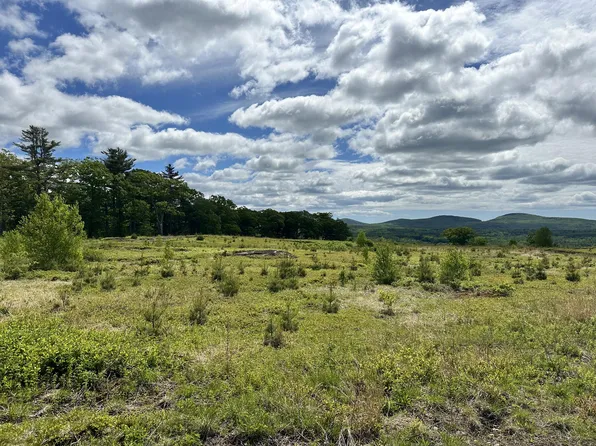 983 Barrett Hill Road, Union, ME 04862