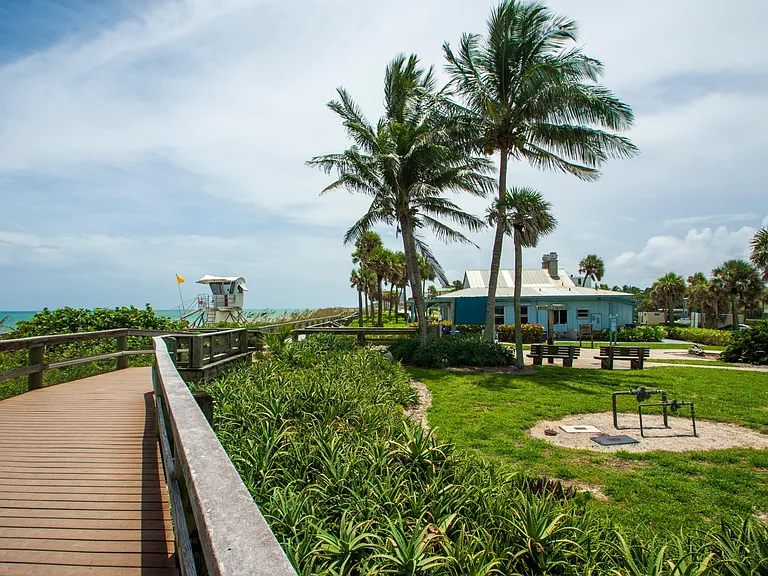 3939 Ocean Dr #307C — Photo 30