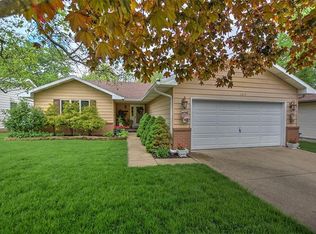 1215 Jennell Dr, Decatur, IL 62521