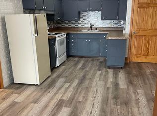 6 Allamakee St APT 205, Waukon, IA 52172