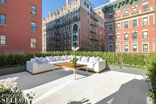 Sold by Pinkwater Select | media 43