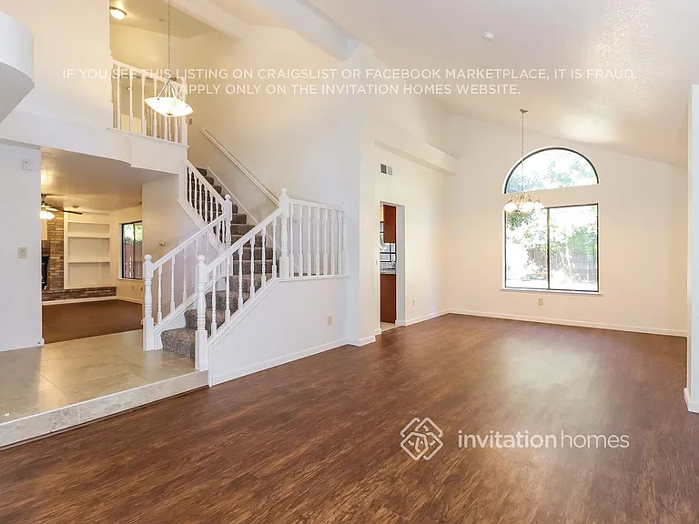 8186 Devon Park Ct — Photo 4