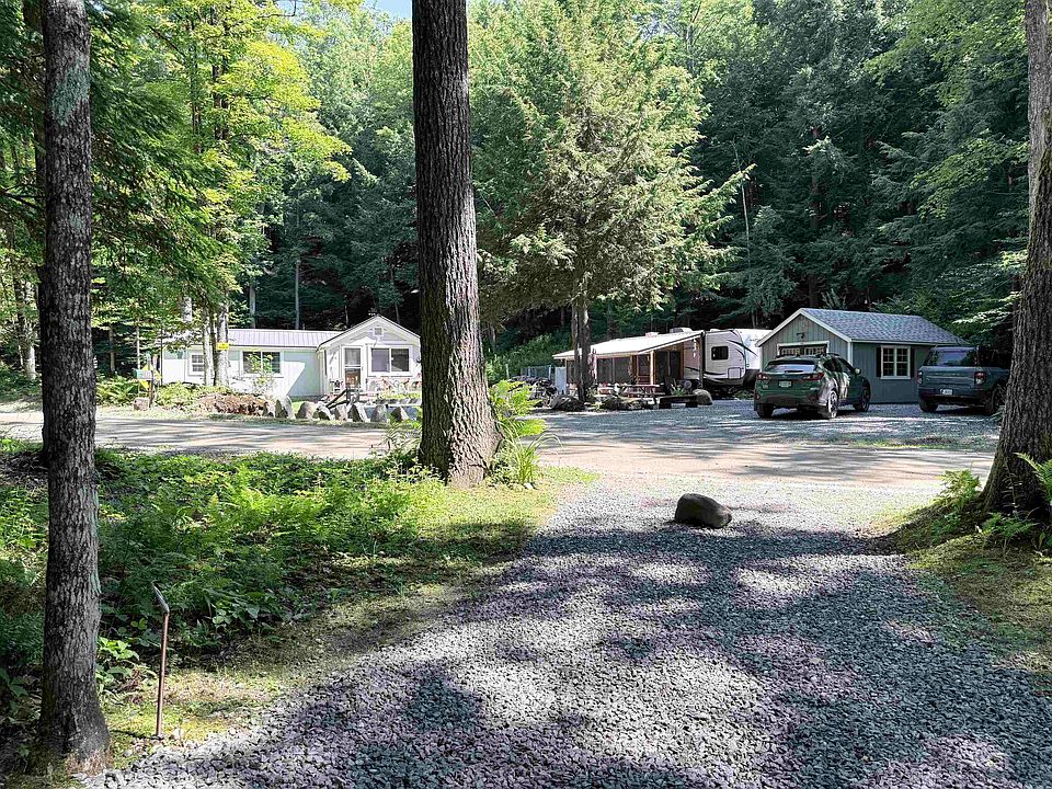 1st image of 729 Davis Road