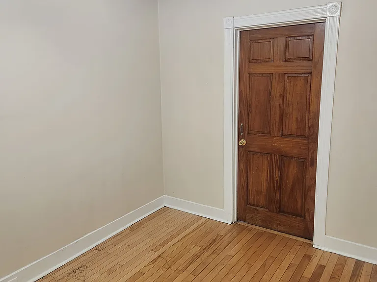 678 1/2 Columbia Ave #2 — Photo 10