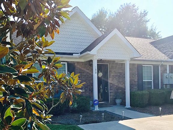 2nd image of 130 Kendallwood Ct