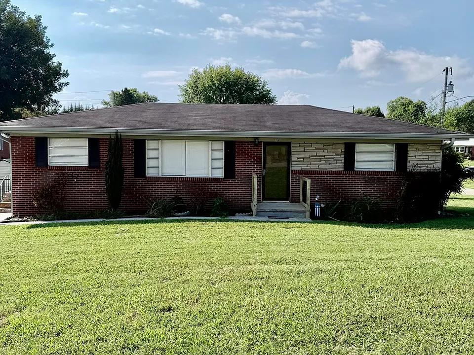 354 Belle Meade Cir