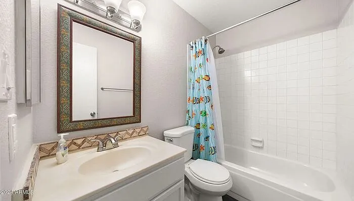 4211 E Palm Ln #202 — Photo 28