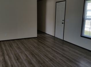 7405 Gillette Rd, Flushing, MI 48433