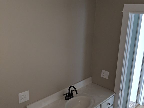 5th image of 1623 Waterford Dr