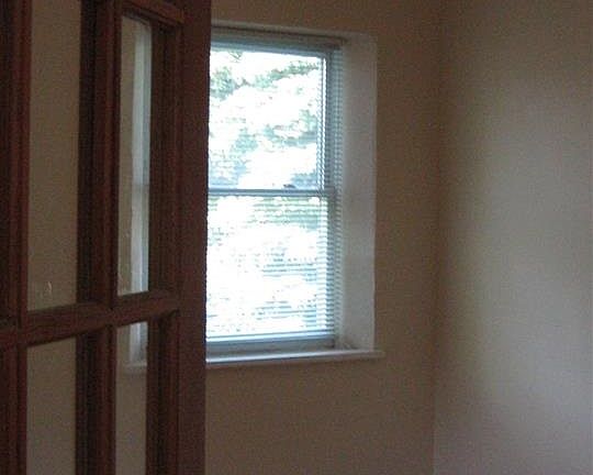5th image of 24932 Marigold Ave