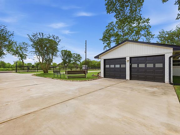 5th image of 5111 Brookside Rd