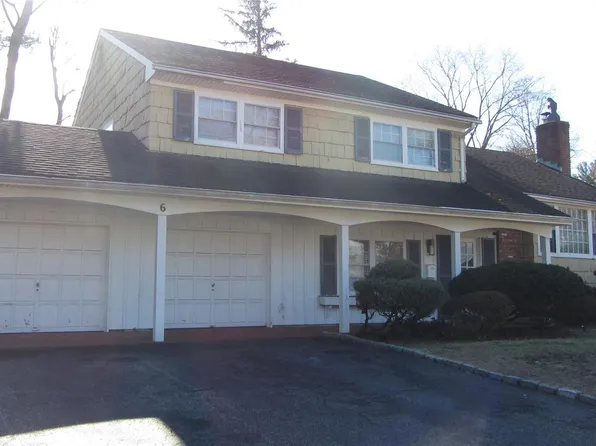 6 Eldridge Place, Glen Cove, NY 11542