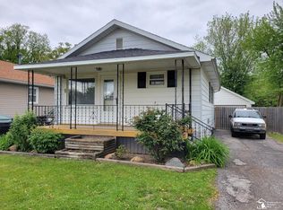 638 W 10th St, Monroe, MI 48161