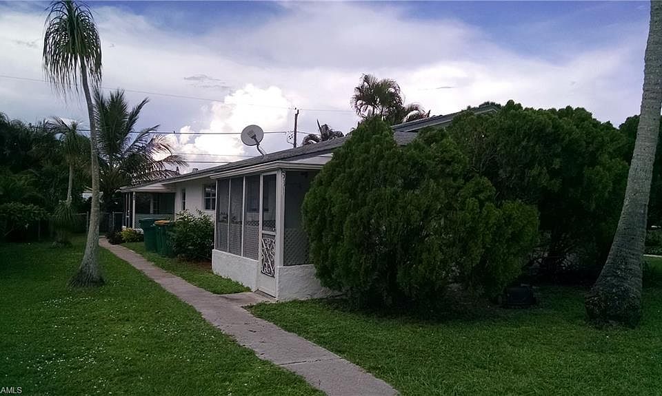 1st image of 681 95th Ave N