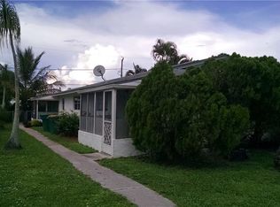 681 95th Ave N, Naples, FL 34108