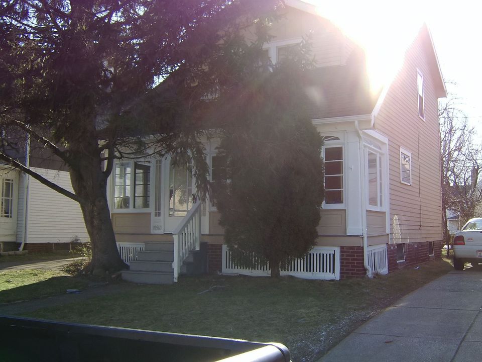 1st image of 19560 Pasnow Ave