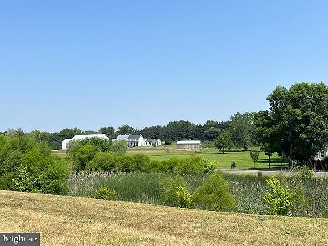 2nd image of 352 Spring Haven Dr