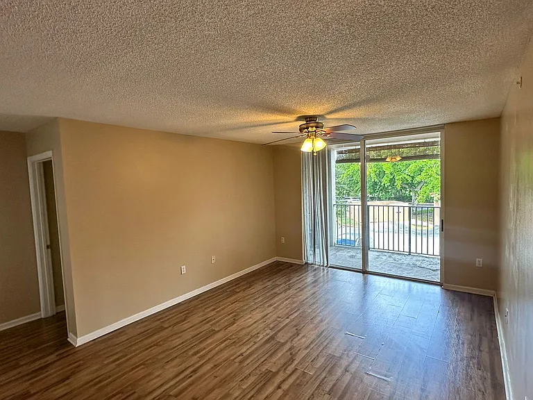 205-4828 State Highway 205 #205 — Photo 45
