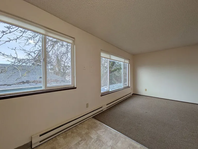 Chelsea Manor Apartments — Photo 11