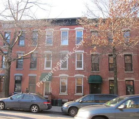 Rented by Garfield Realty  | media 34