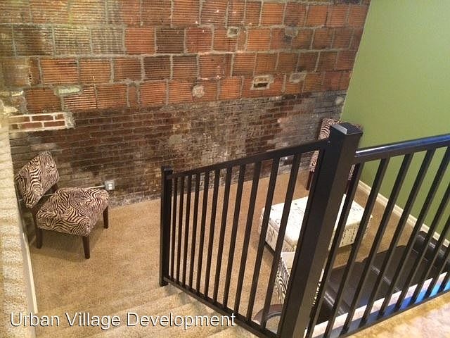 1st image of 515 S 31st St APT 103