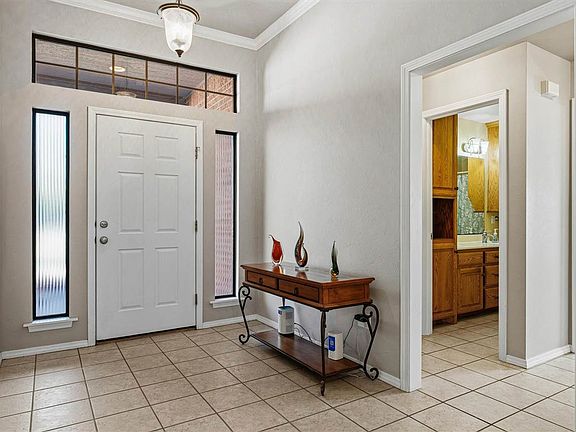 5th image of 3011 W 33rd Ave