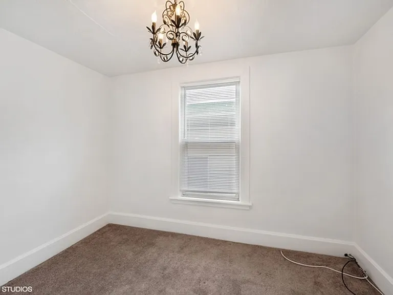 1747 W Newport Ave — Photo 8