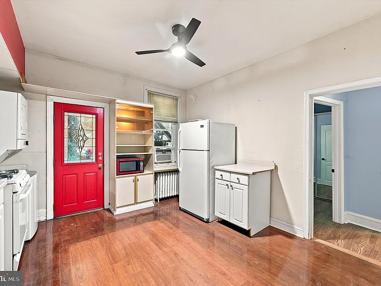 1 W Athens Ave #1/2-C — Photo 16