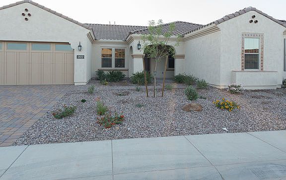3rd image of 3922 S White Dr