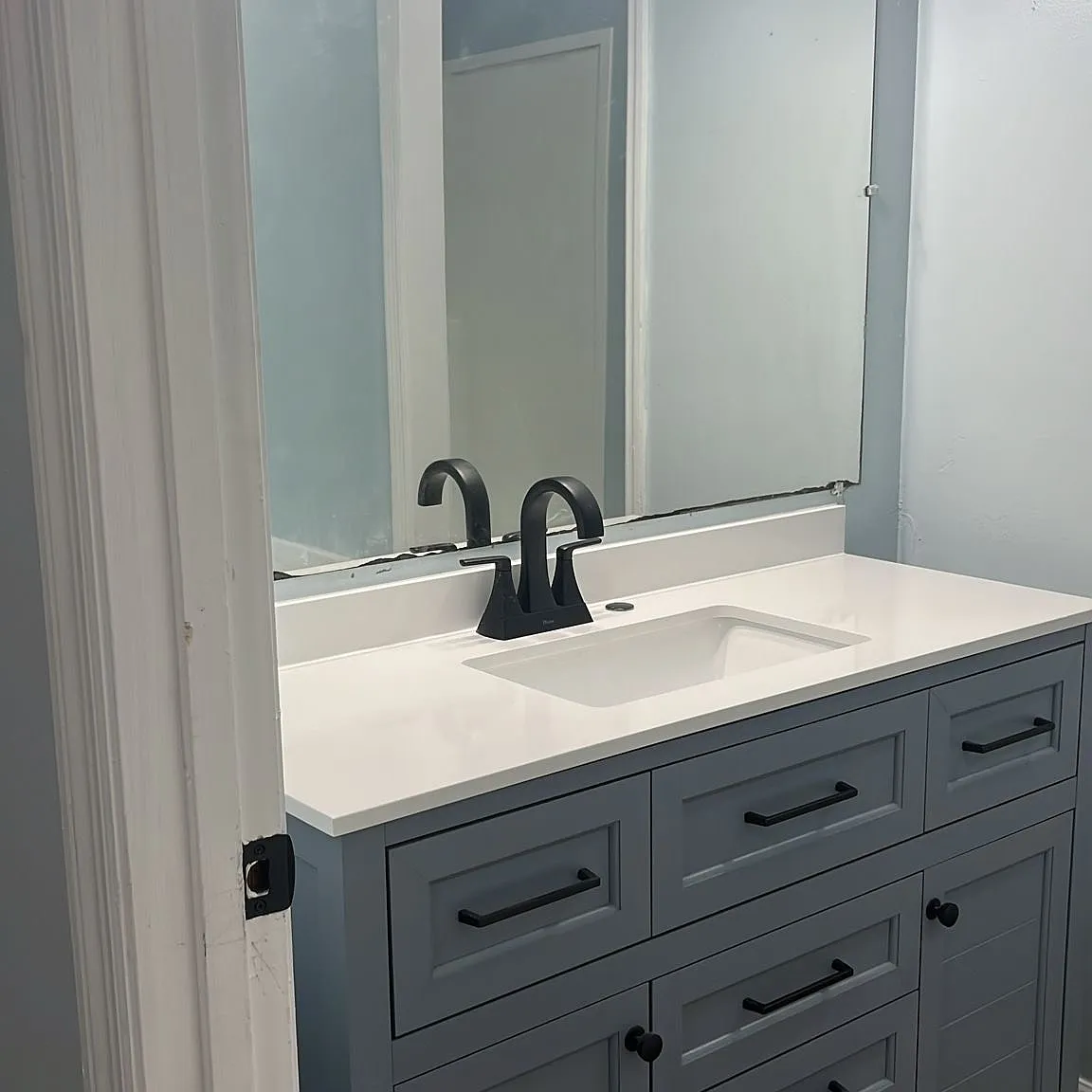 530 Hogue Ave — Photo 1