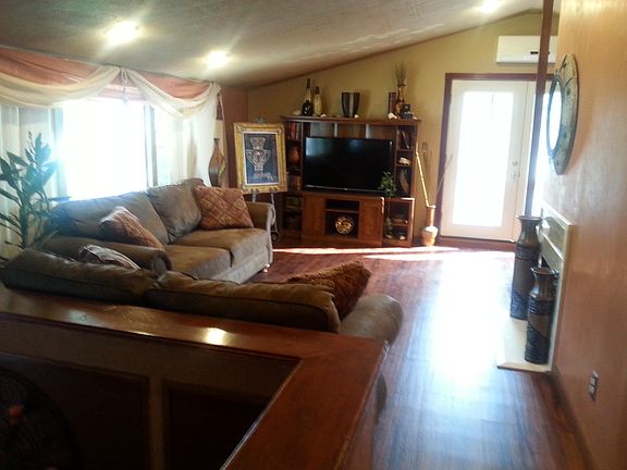 4th image of 66 Snowberry Ln