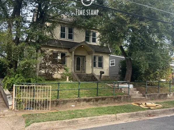 6861 Clark Ave, Pennsauken, NJ 08110