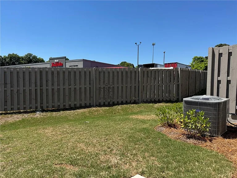 1005 N 2nd Ave #30 — Photo 12