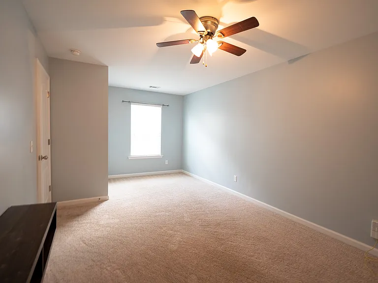 117 Laguna Way — Photo 35