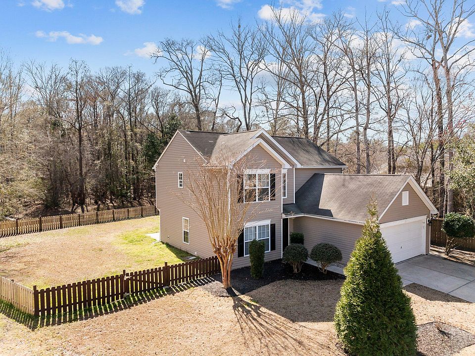 1st image of 102 Teakwood Ct