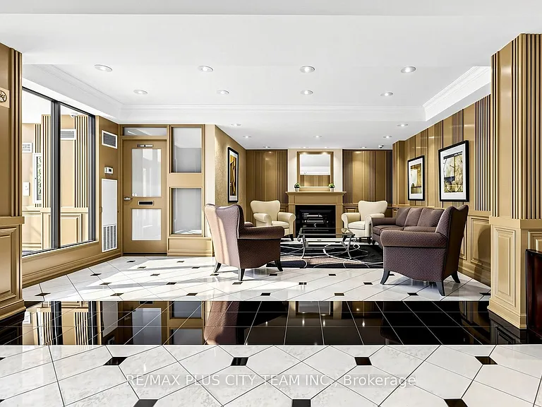 22 Southport St #437 — Photo 37