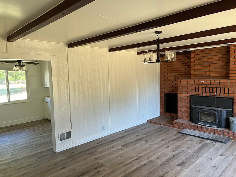 4693 County Rd E — Photo 7