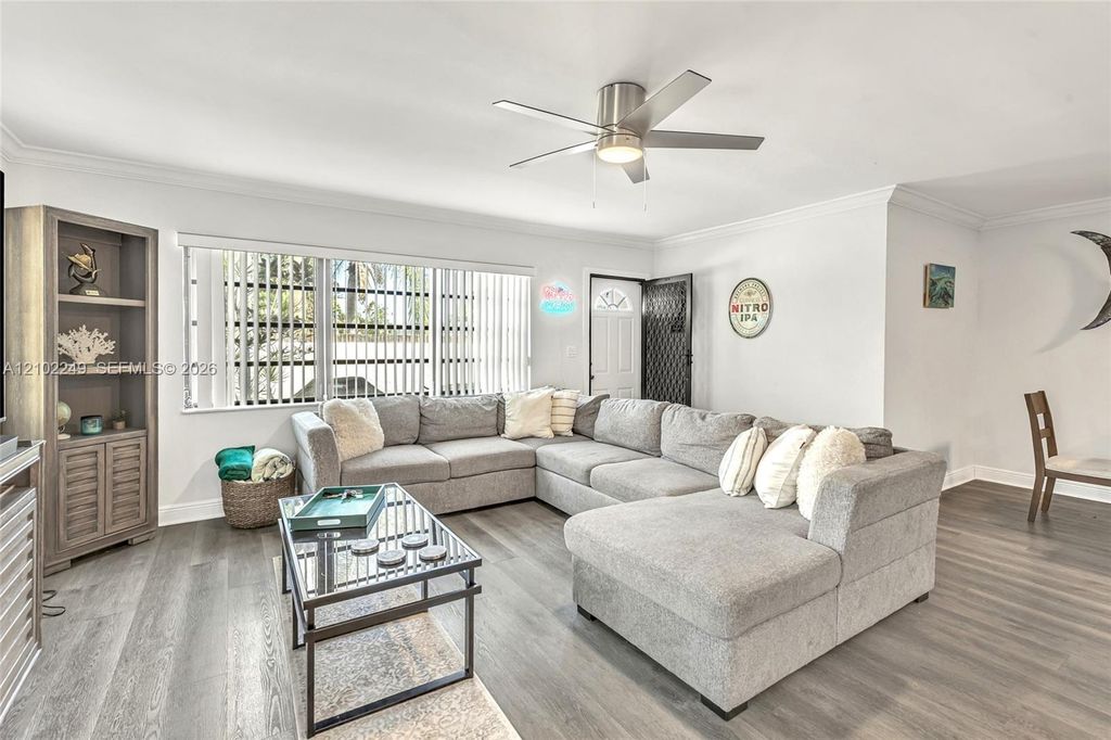 1769 NE 40th Pl APT 505, photo 9