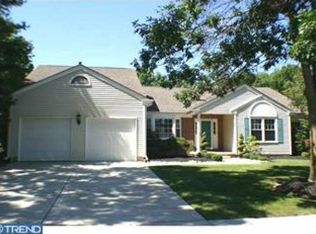 12 Millstream Dr, Mount Laurel, NJ 08054