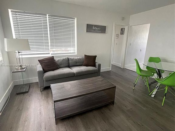 5th image of 1711 Fletcher St #4