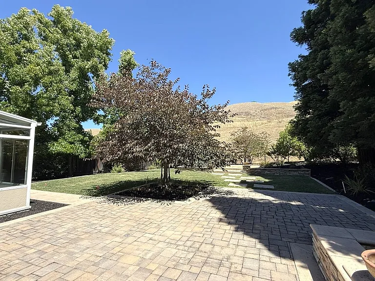 1040 Hill Meadow Pl — Photo 44