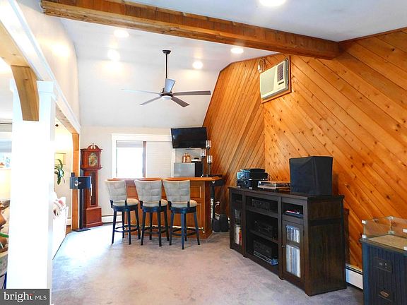 4th image of 105 Queen Lily Rd