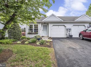 6276 Spring Knoll Dr, Harrisburg, PA 17111