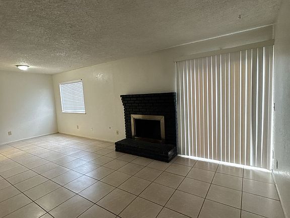 3rd image of 3523-3529 S County Center Dr #3525